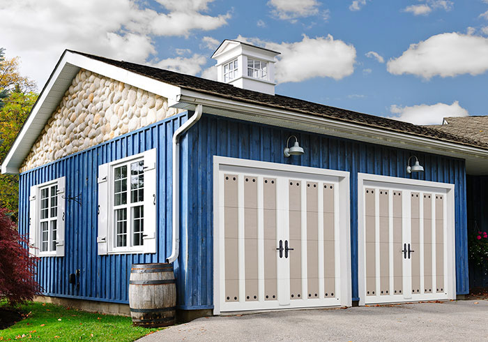 h-arcadia-sandtone-true-white-steel-single-garage-door-14